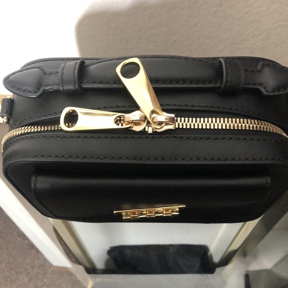 Zac Posen eathette small box crossbody purse - Picture 2 of 13